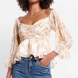 NWOT Express peplum pleated floral top